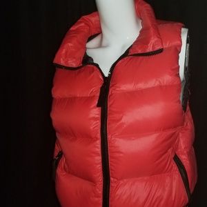 Calvin Klein Red duck down puffer Vest size small